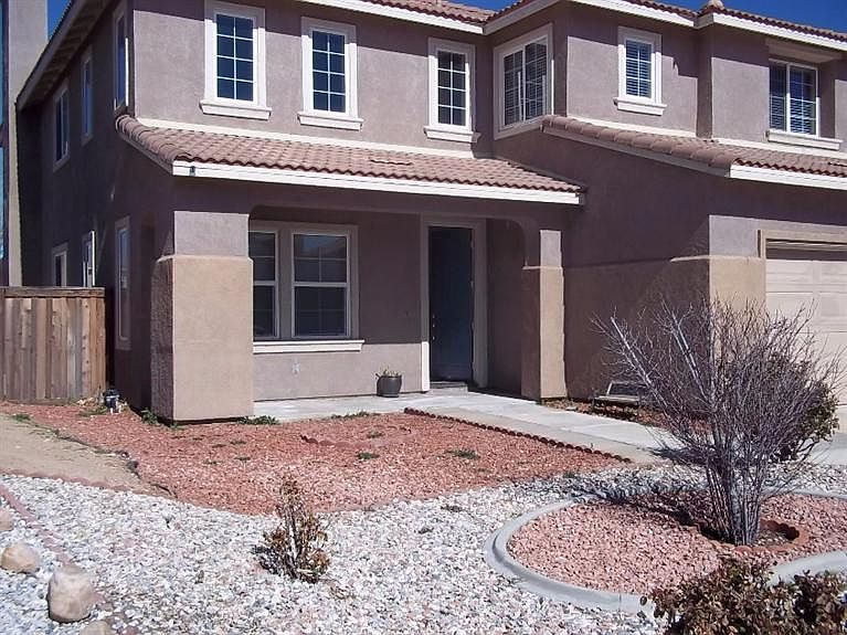 1st image of 12924 Clovis Ct