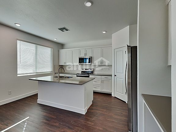 3rd image of 17119 W Townley Ave