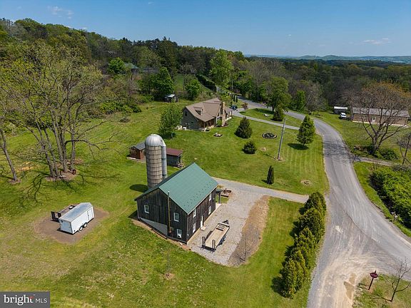 2nd image of 1020 Clark Hill Rd