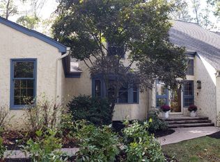 6 Tipperary Ter, Ringoes, NJ 08551