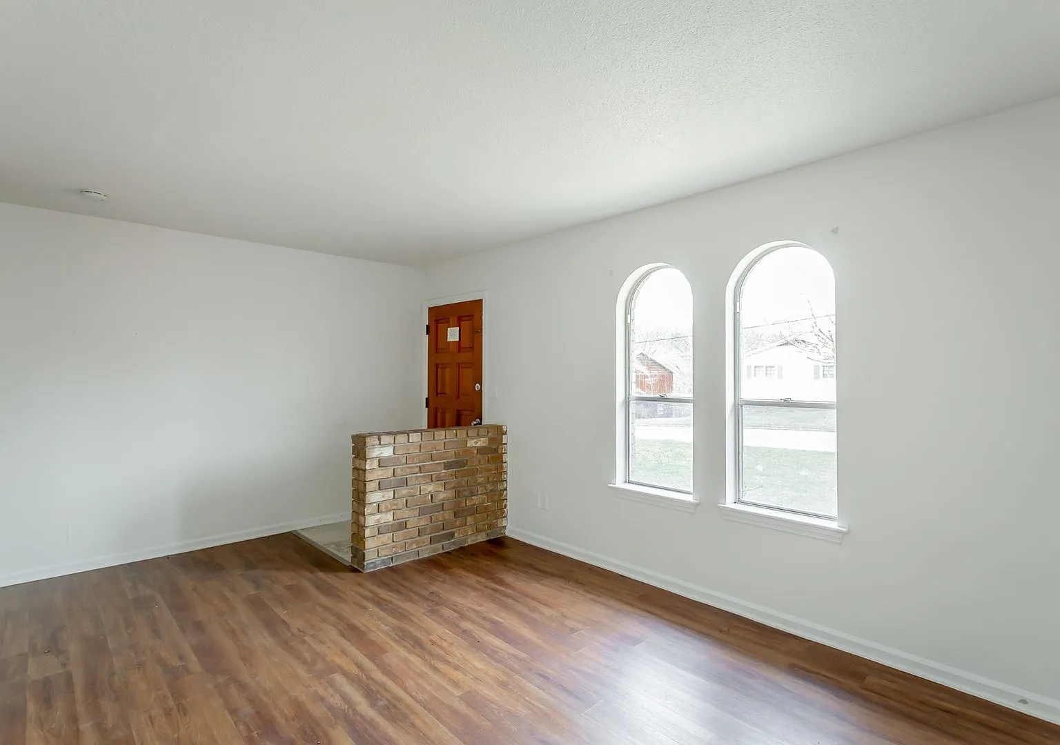 5770 Taggart Drive — Photo 3