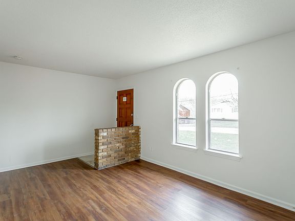 3rd image of 5770 Taggart Dr #5772