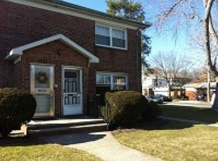 5606 175th Pl, Fresh Meadows, NY 11365