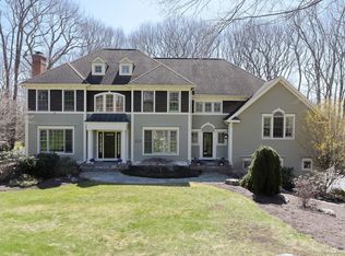 65 Old Kings Rd, Avon, CT 06001