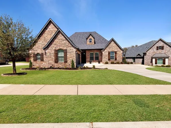 3203 Bandera Dr, Sherman, TX 75092