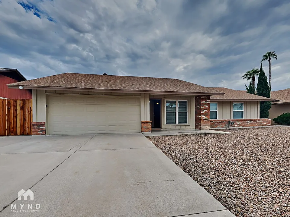 1801 W Potter Dr