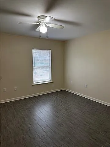 312 N Chestnut St — Photo 7
