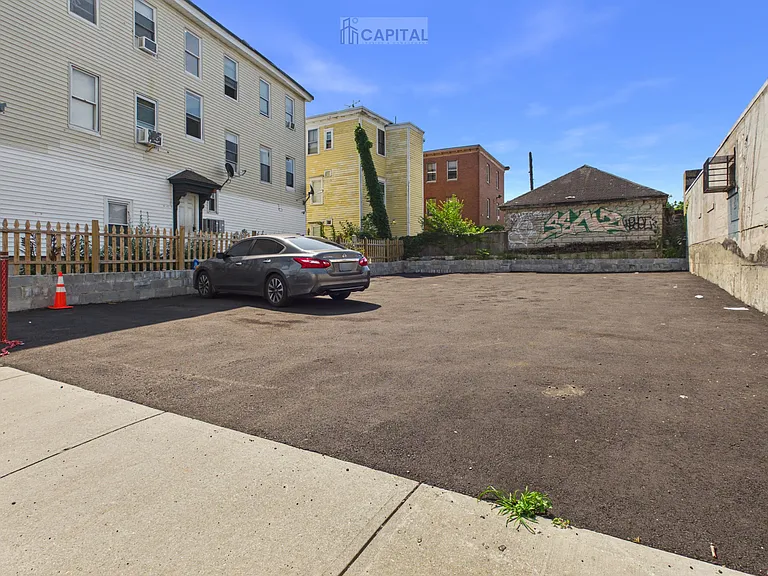 100 Knight St #2 — Photo 14