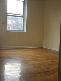 3rd image of 64 Thompson St APT 28