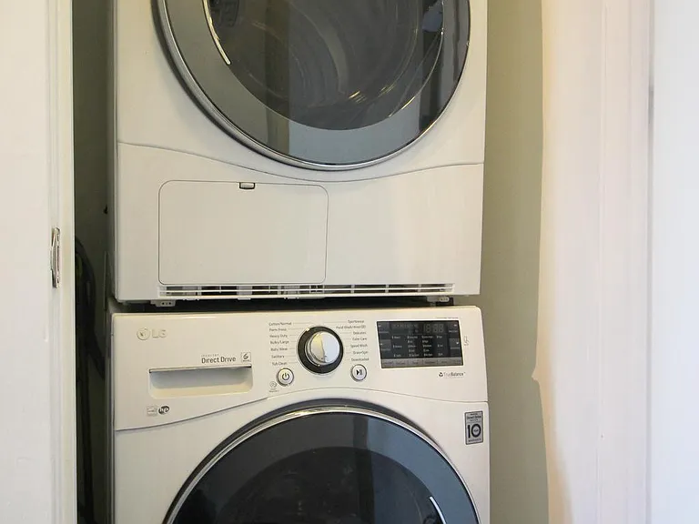515 N Washington St #203 — Photo 17