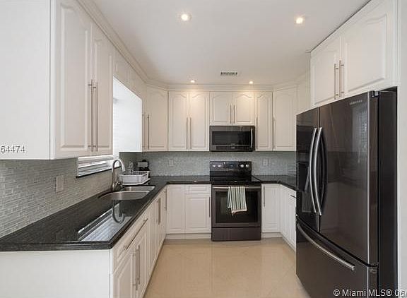 3rd image of 108 NW 28th Way