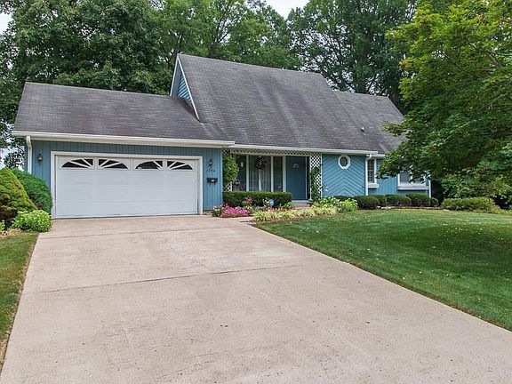 2nd image of 1236 Oakland Dr