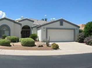 660 W Greenview Pl, Green Valley, AZ 85614