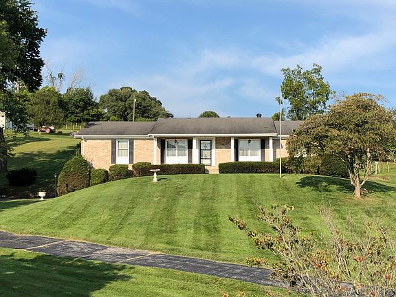 2nd image of 212 Stevenswood Dr