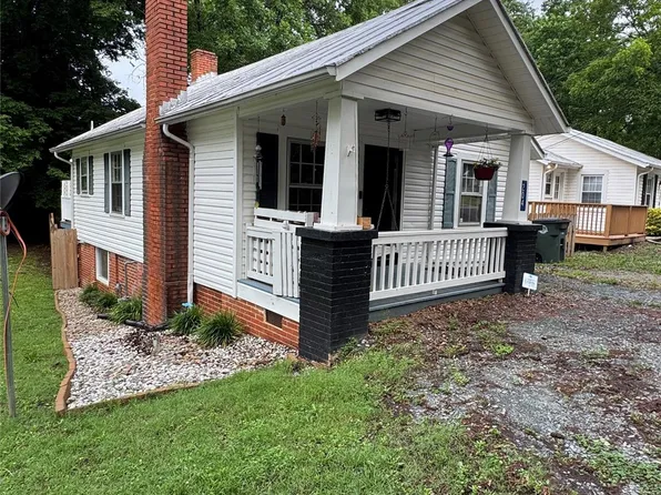 204 E Hargrave St, Wadesboro, NC 28170