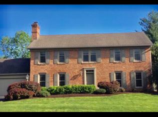 3611 Golfview Dr, Mechanicsburg, PA