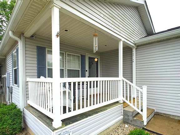 4th image of 683 Brickyard Dr