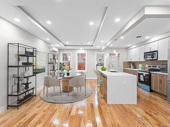 2nd image of 17918 Selover Road