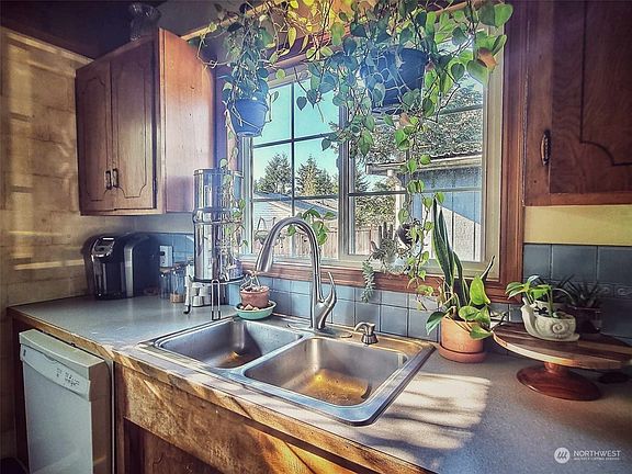 5th image of 32211 Morgan Drive
