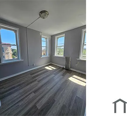 233 Littleton Ave #8 — Photo 2