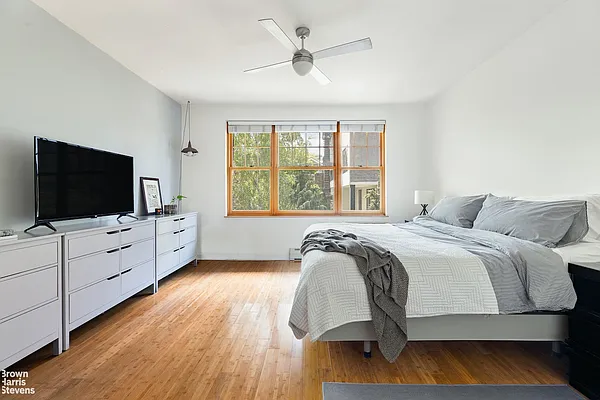 Rented by Brown Harris Stevens | media 21