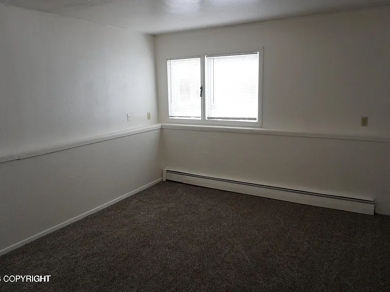 2935 Donington Dr — Photo 15