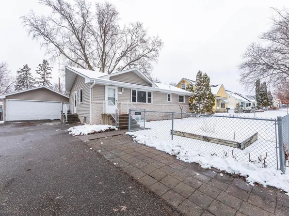 2113 Fairway Dr NE, Columbia Heights, MN 55421