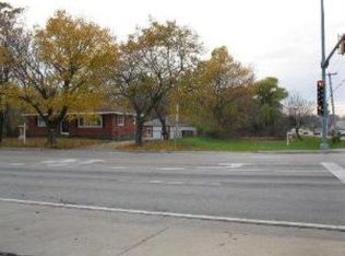 2102 Lewis Ave, Zion, IL 60099