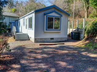 3730 SE Leeks Dr, South Beach, OR 97366