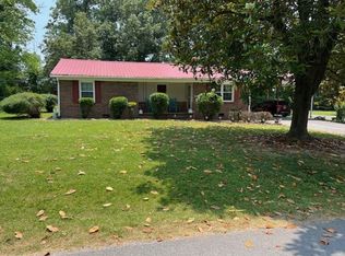 927 Indian Hills Rd, Cookeville, TN 38506