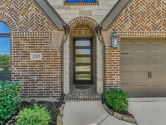 4th image of 13147 Soaring Forest Dr