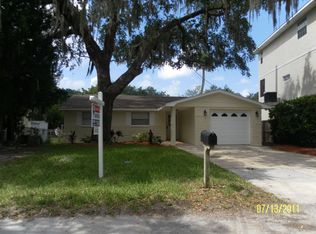 5700 Riverview Dr, New Port Richey, FL 34652