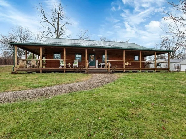 13676 Pine Rd NE, Thornville, OH 43076