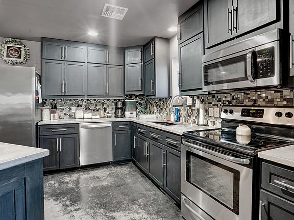 5th image of 1360 Walnut Hill Dr