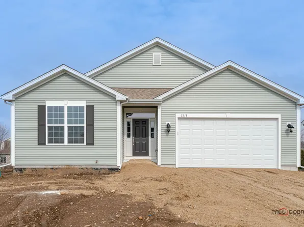 2218 Truman Trl, McHenry, IL 60051