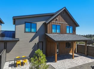 61281 McRoberts Ln, Bend, OR 97702