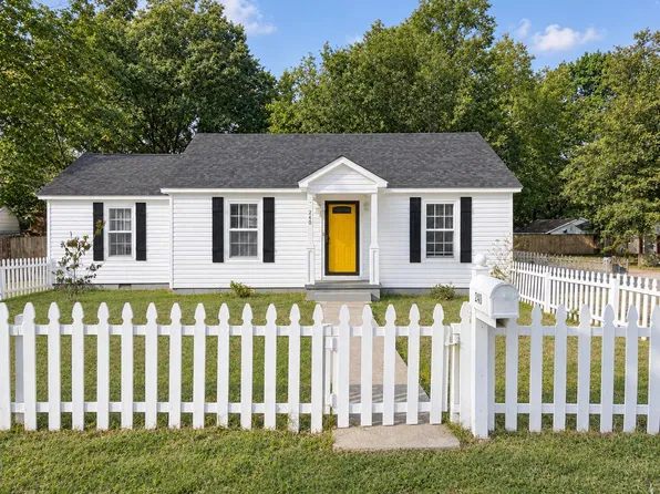 210 E Sherrod Ave, Covington, TN 38019