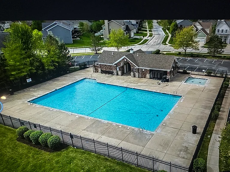 638 Country Village Dr — Photo 26