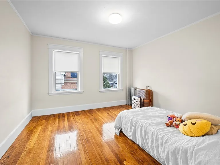 19 Oliver St #2 — Photo 12