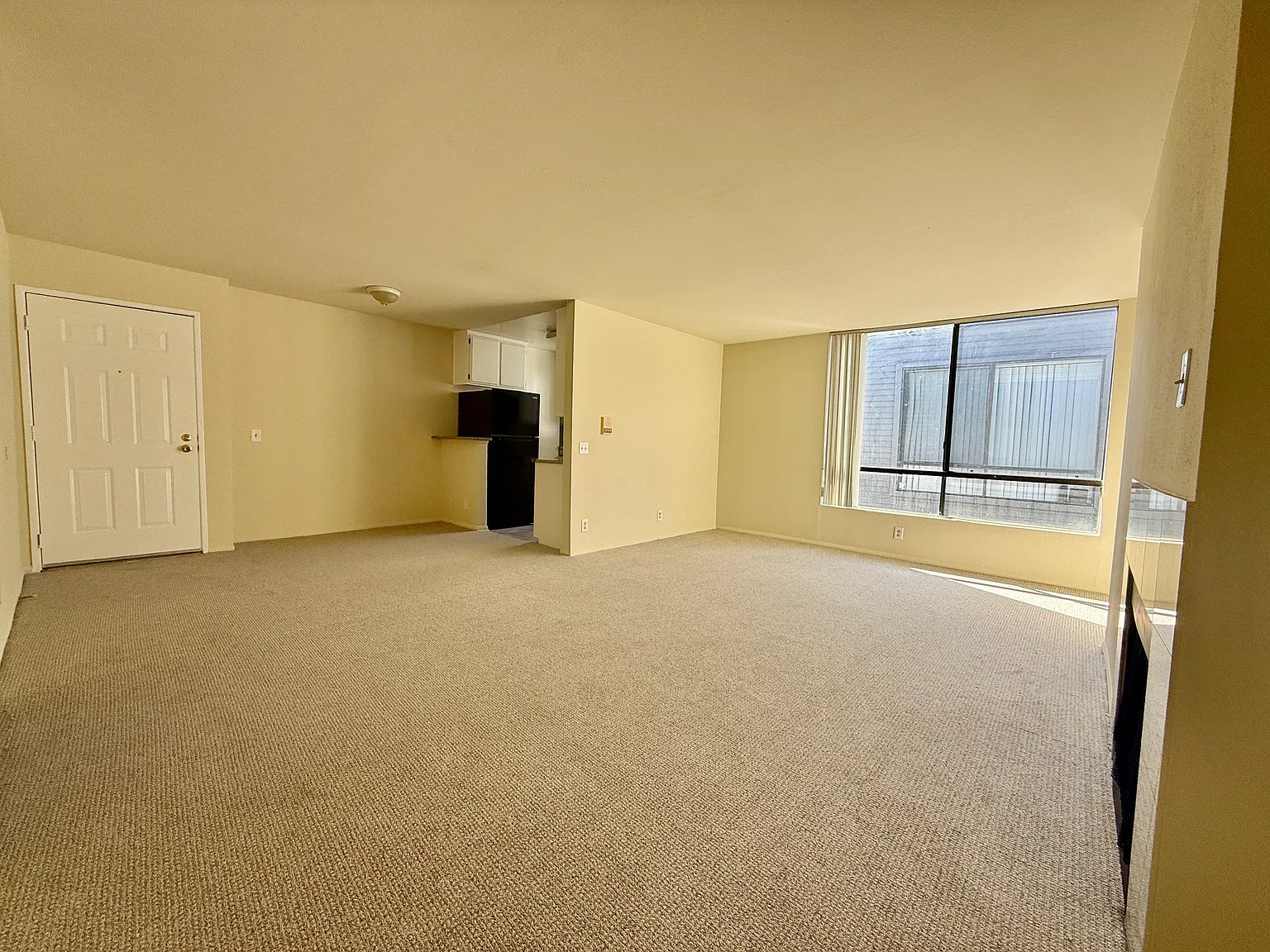 2 bed, $2,795 — Photo 4