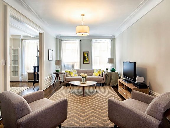 3rd image of 215 W 98th St APT 10B