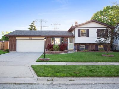 660 Kenilworth Ct, Des Plaines, IL, 60016