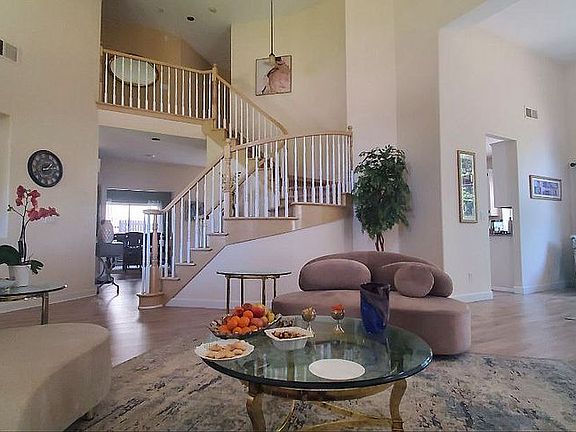 4th image of 6125 Cameo Dr
