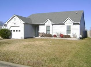 932 Pink Star Ct, Virginia Beach, VA 23454