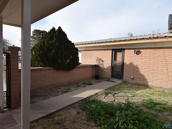 5th image of 1611 S Santa Catalina St