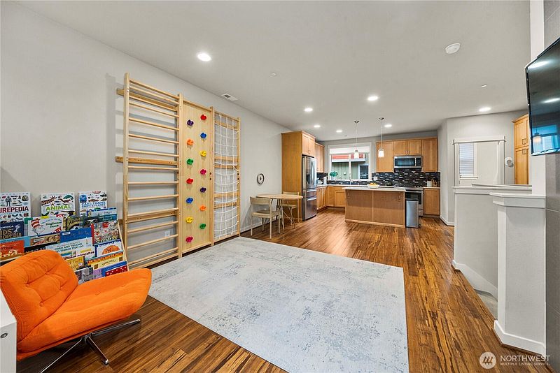 5th image of 23000 NE 8th Street #E5
