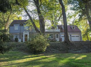 7460 Pennsylvania Ave, Irwin, PA 15642