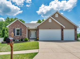 3851 Mystic Valley Dr, Imperial, MO 63052
