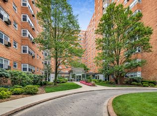 4950 N Marine Dr APT 106, Chicago, IL 60640