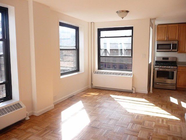 2nd image of 185 Clinton Ave APT 11E
